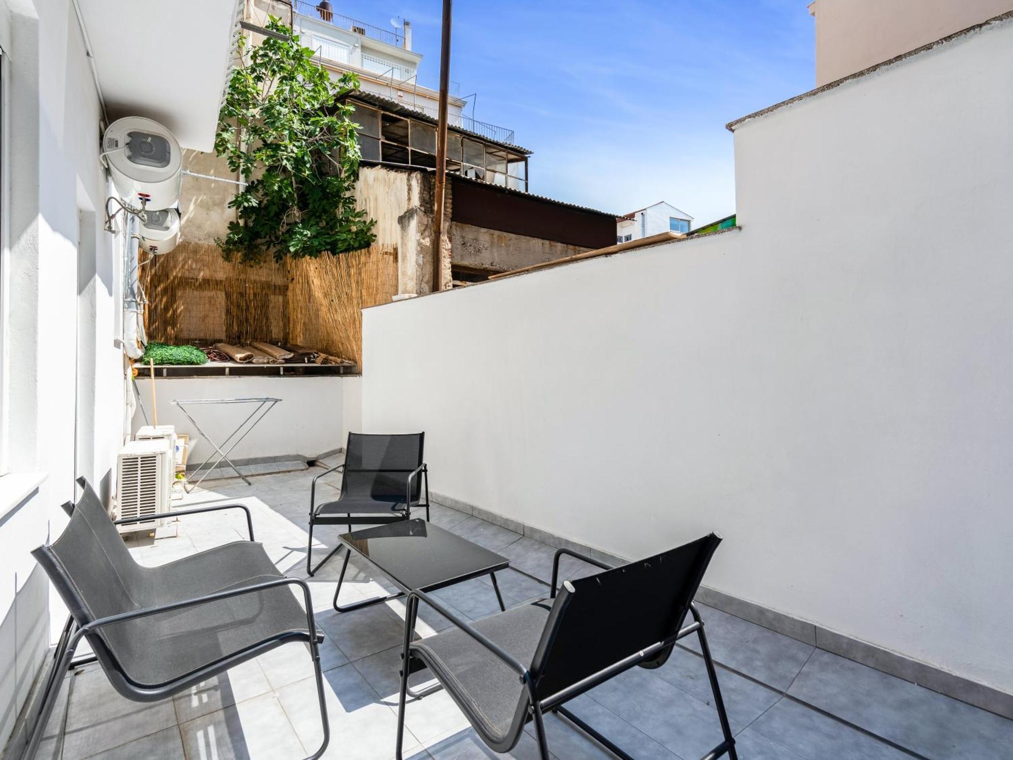 Yalarent Luxury Apartments In The Heart Of The City Aten Exteriör bild