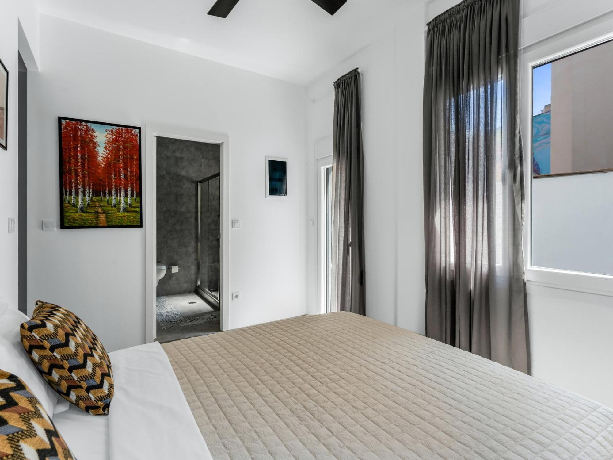 Yalarent Luxury Apartments In The Heart Of The City Aten Exteriör bild