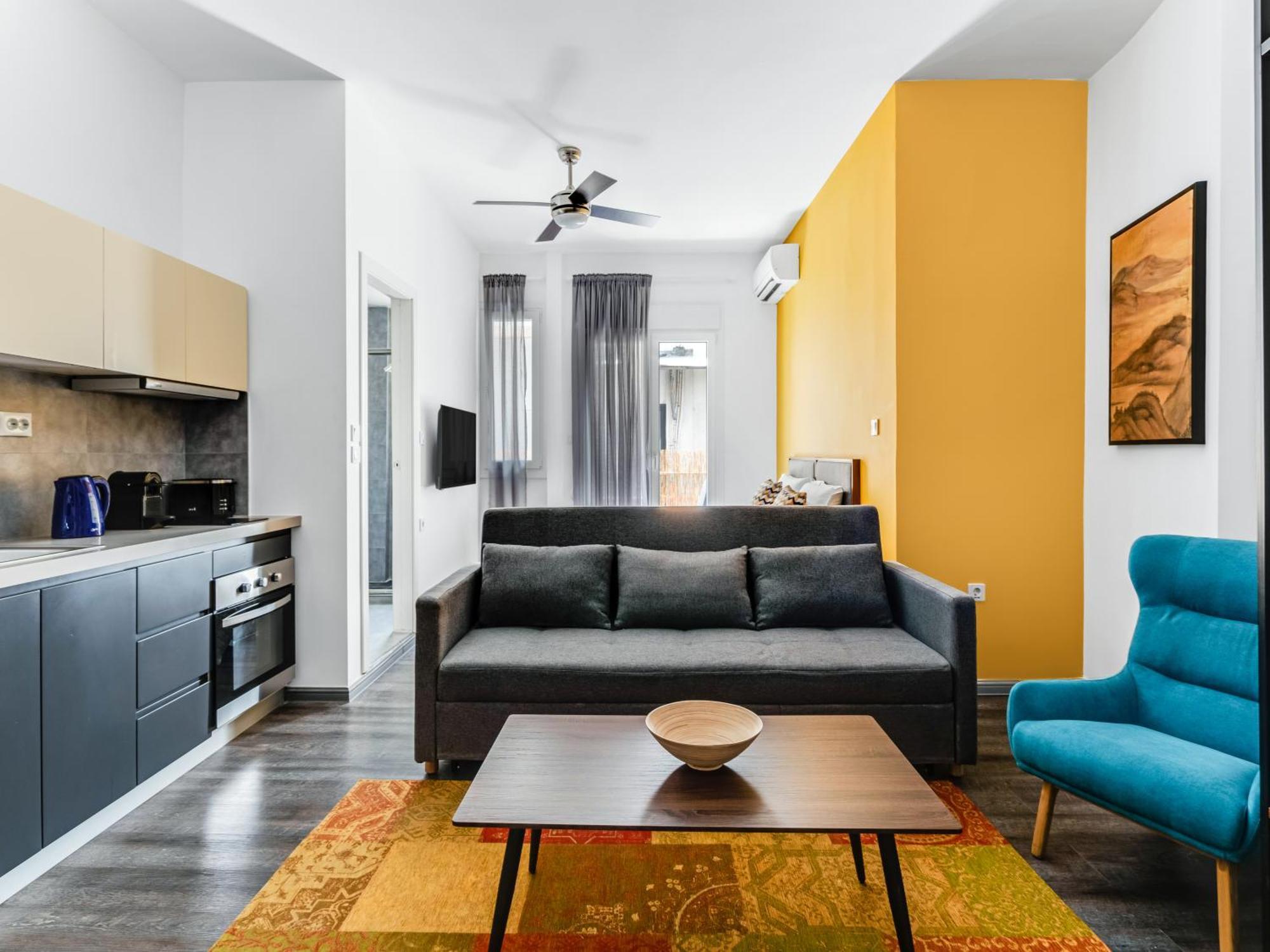 Yalarent Luxury Apartments In The Heart Of The City Aten Exteriör bild